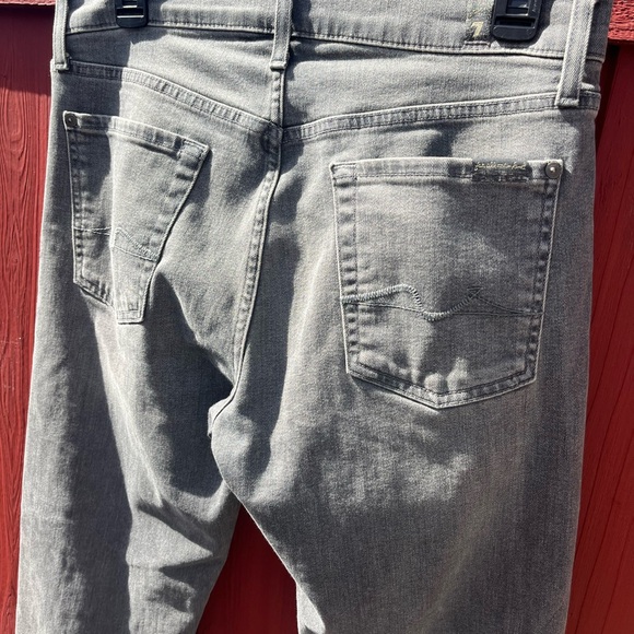 7 For All Mankind Luxe Performance Slimmy Staight Jeans - Picture 4 of 16